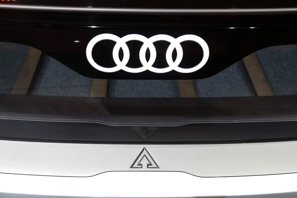 Audi AI:TRAIL quattro al Salone di Francoforte 2019 (11)