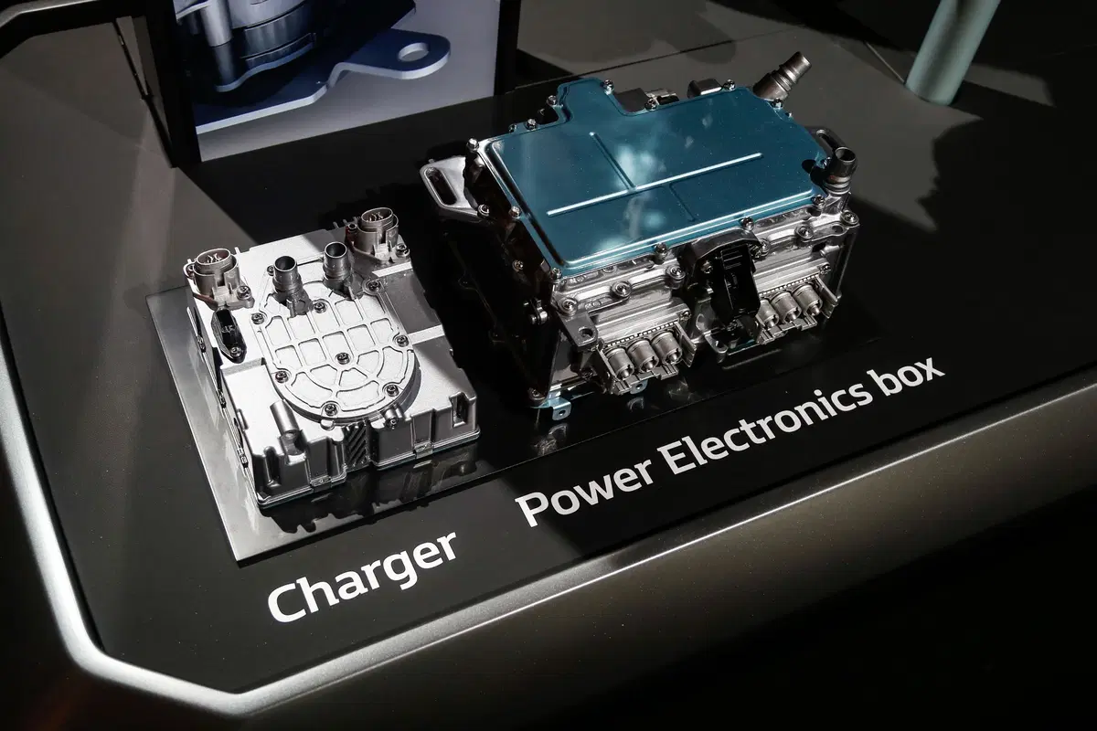 Salone di Francoforte 2019, IAA: le foto di motori e powertrain elettrici [gallery] (15)