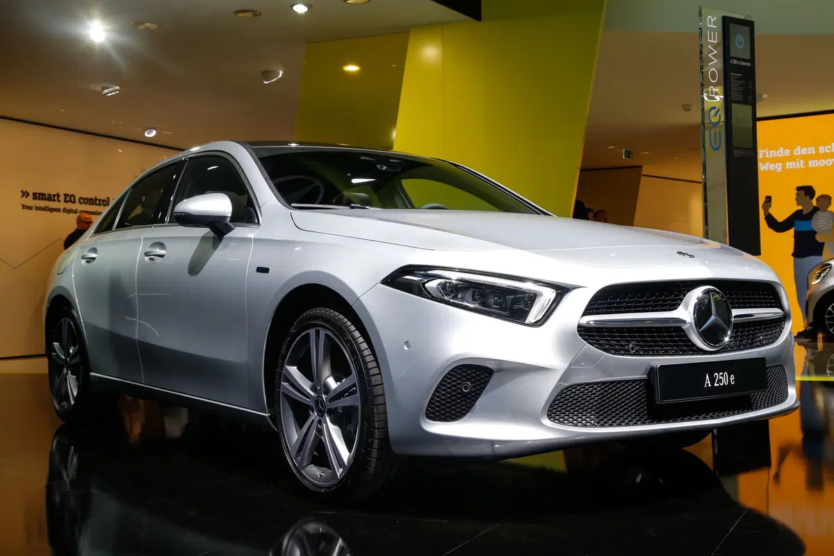 Mercedes Classe A e B 250e al Salone di Francoforte 2019
