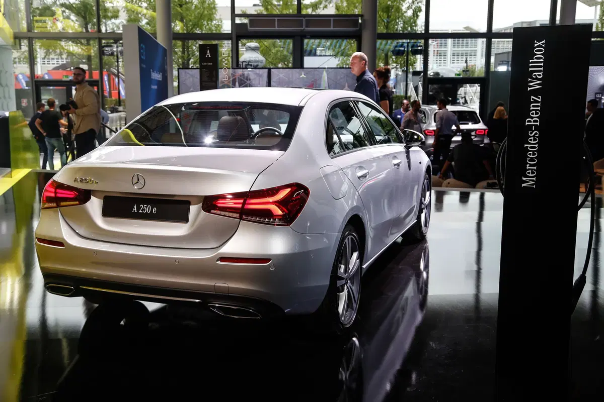Mercedes Classe A e B 250e al Salone di Francoforte 2019 (3)