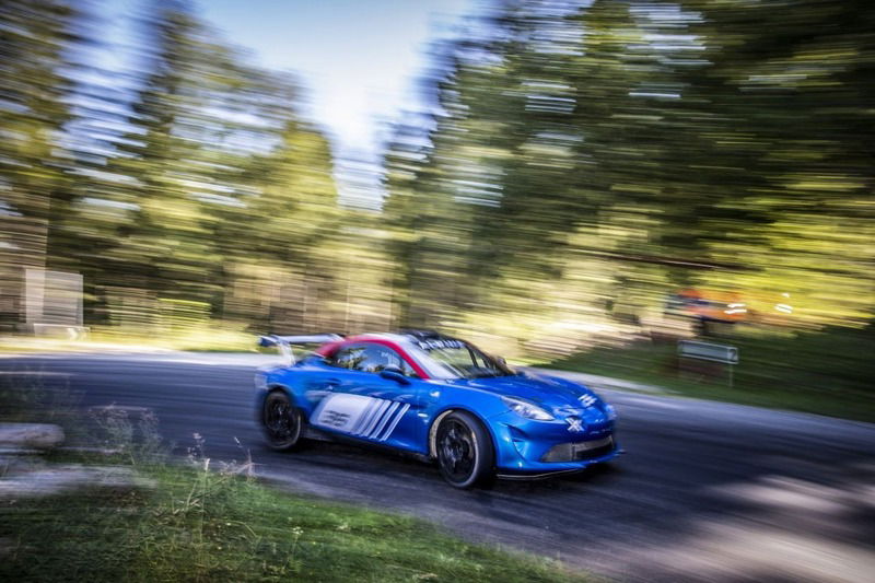 Alpine A110 Rally, 300 CV per correre come ai vecchi tempi