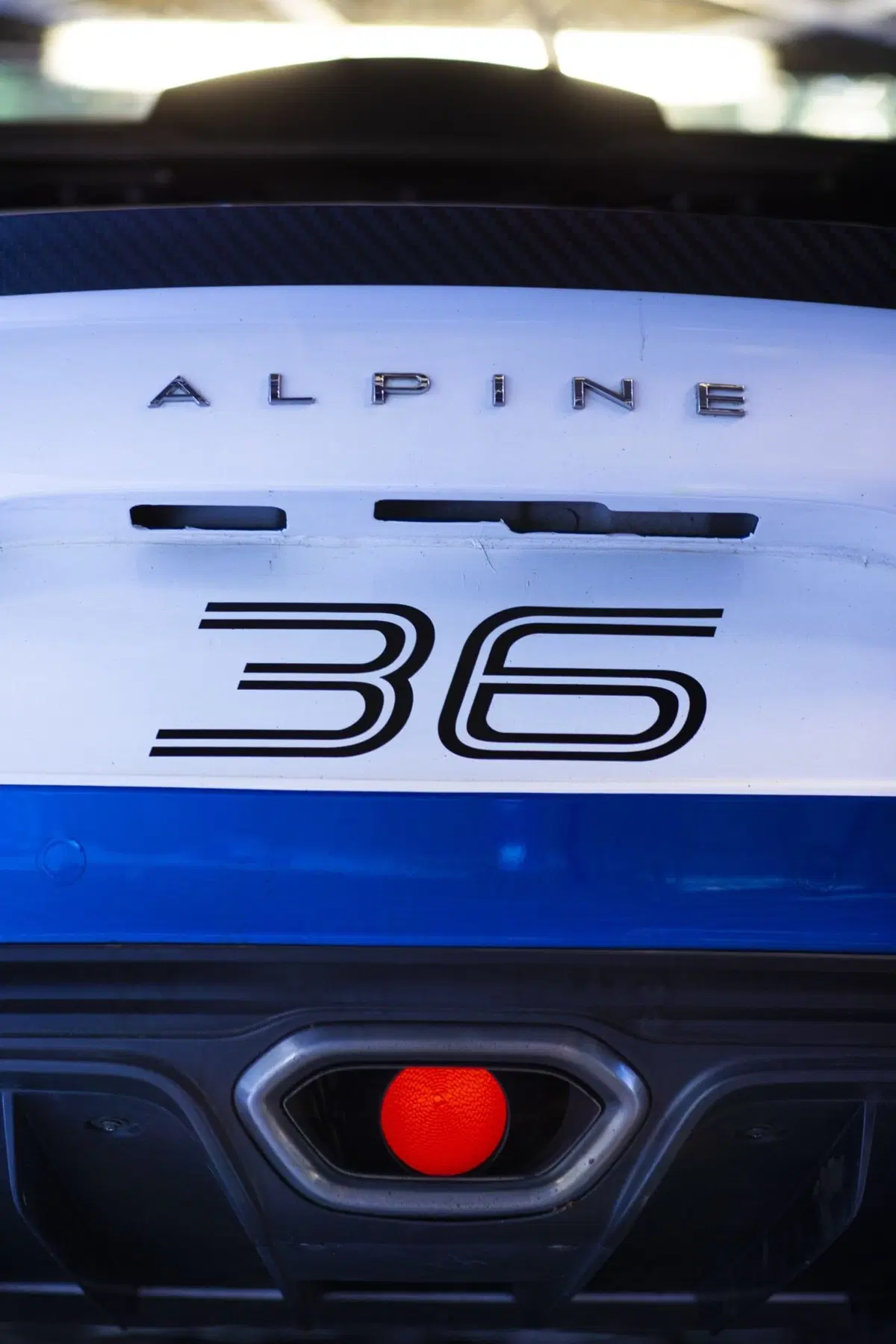 Alpine A110 Rally, 300 CV per correre come ai vecchi tempi (10)