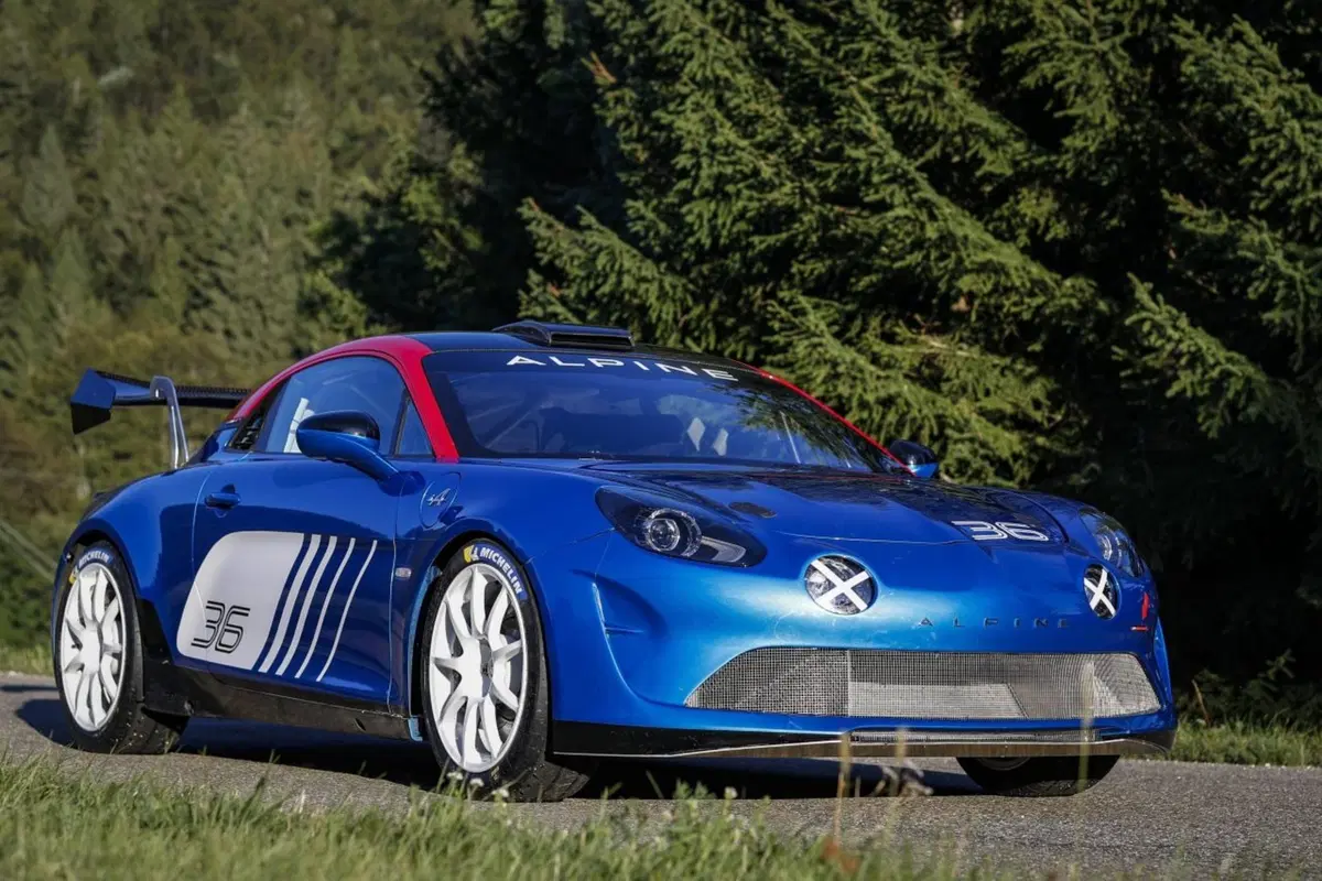 Alpine A110 Rally, 300 CV per correre come ai vecchi tempi (21)