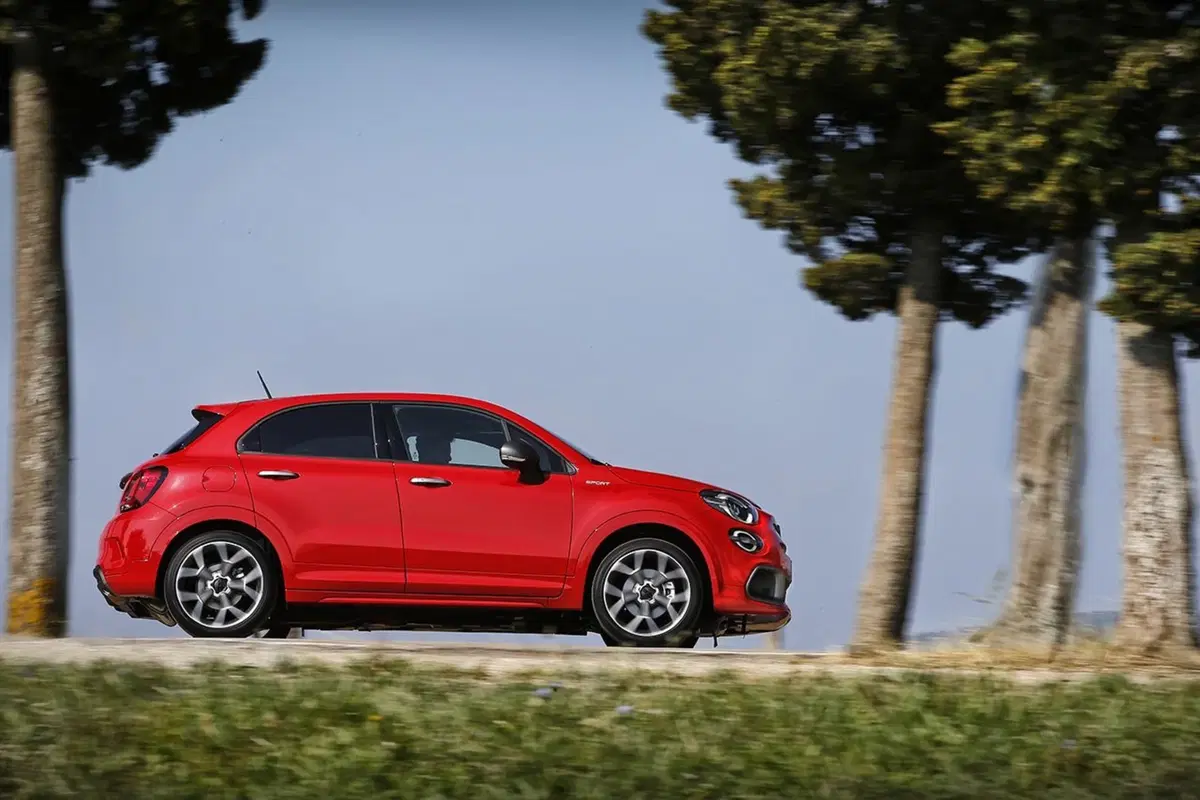 Fiat 500X Sport, un tocco racing alla 500X (11)