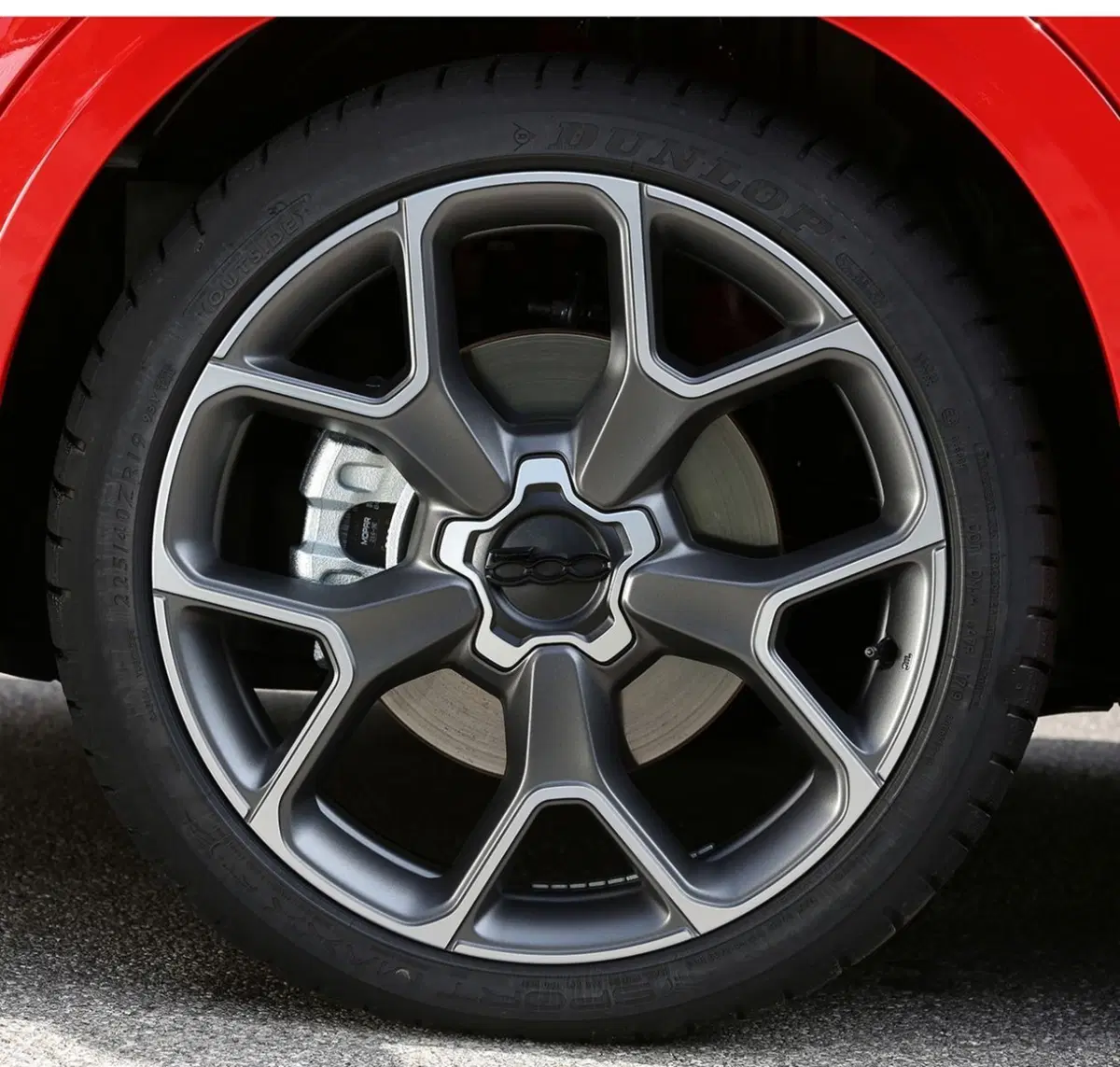 Fiat 500X Sport, un tocco racing alla 500X (18)