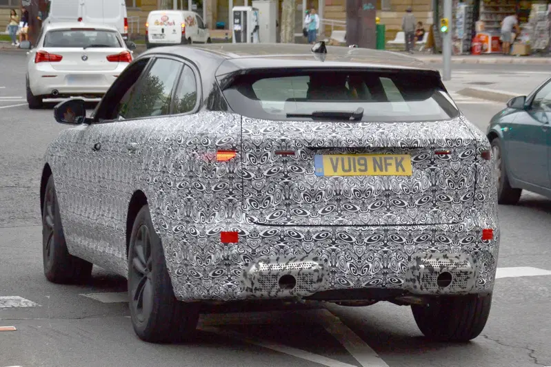 Il posteriore del Jaguar F-Pace