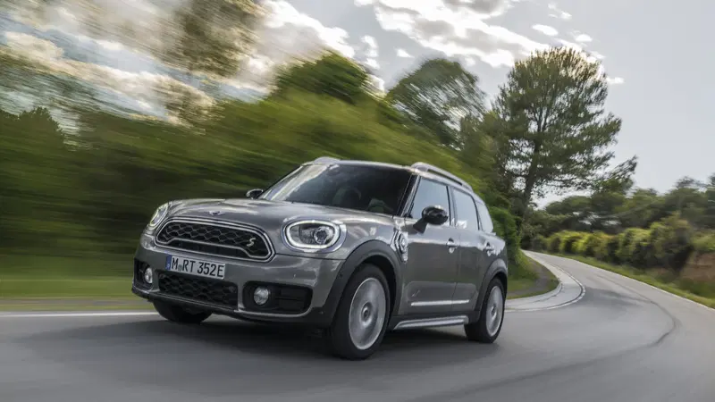 Mini Countryman, la prova dell'ibrida plug-in [Video]