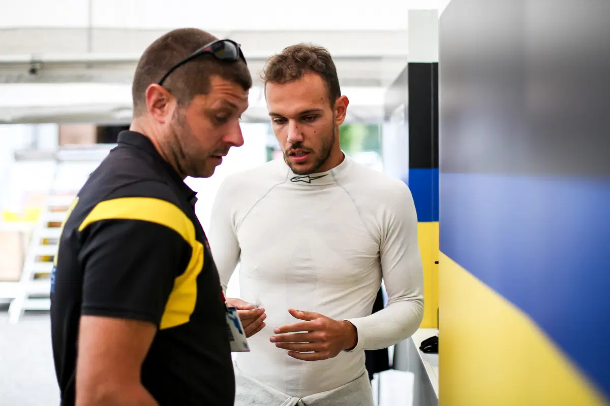 Luca Ghiotto, in gara per la Formula 1  (3)