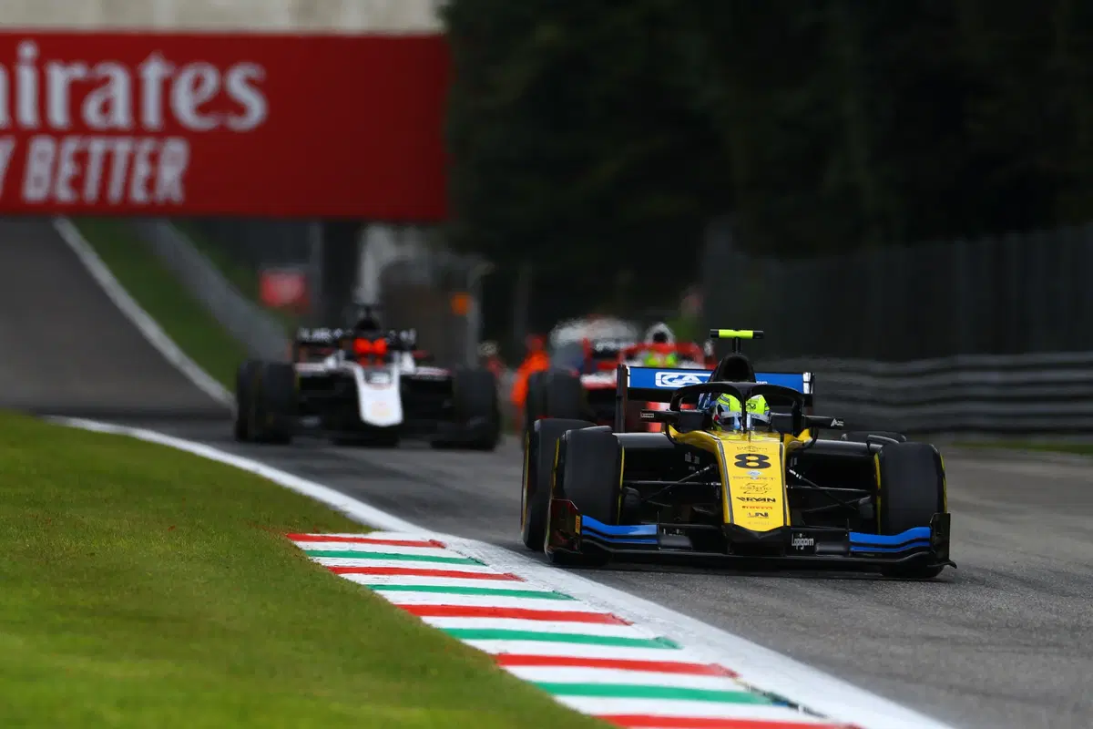 Luca Ghiotto, in gara per la Formula 1  (6)