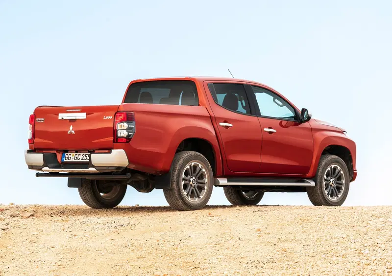Mitsubishi L200 (2019-22) (4)