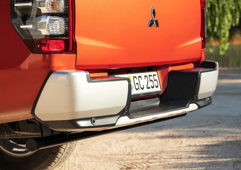 Mitsubishi L200 (2019-22) (21)