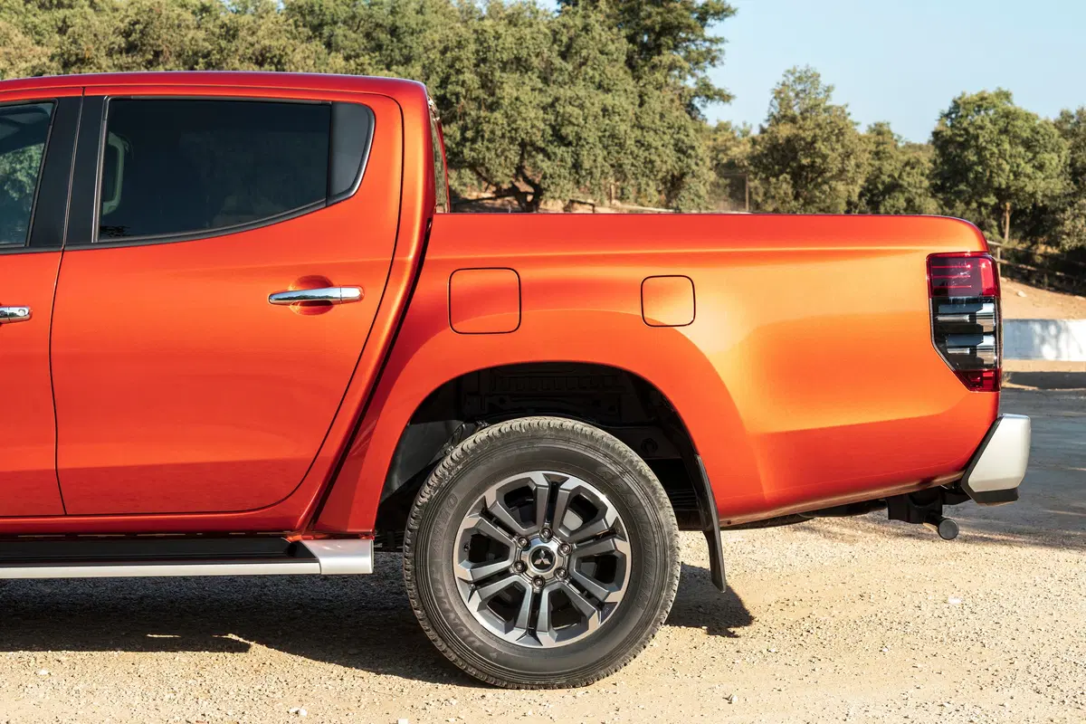 Mitsubishi L200 2.3 D Double Cab 4x4 Hurricane aut. (24)