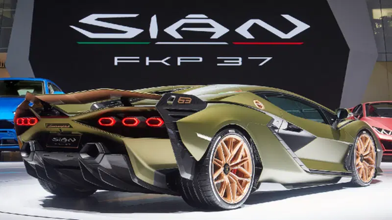 Lamborghini Si&agrave;n, Maurizio Reggiani: perch&egrave; l'ibrido con Supercapacitor &egrave; davvero cool [video]