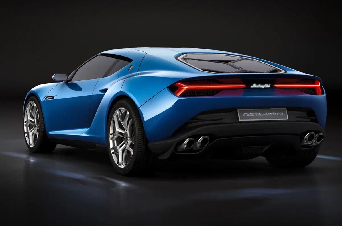 Lamborghini: il SUV Urus sarà (anche) ibrido. Ma le supercar rimarranno fedeli “all’aspirato” (4)