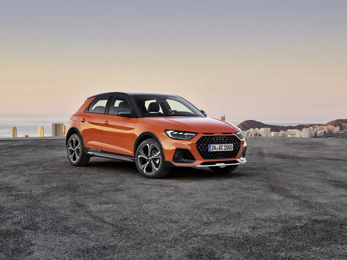 Audi A1 Citycarver, i prezzi: si parte da 23.950 euro 