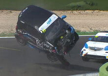 Smart EQ Cup 2019 | Ripicche, incidente, capottone a Vallelunga [VIDEO] 