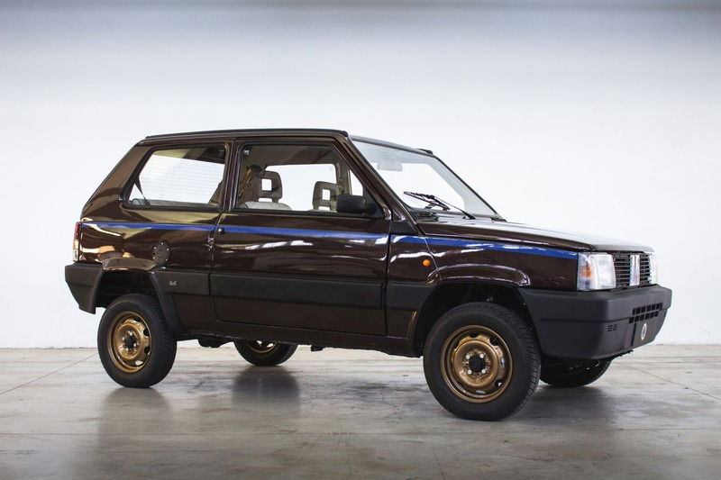 Fiat Panda 4x4 Icon-e Panderis: country chic con motore elettrico