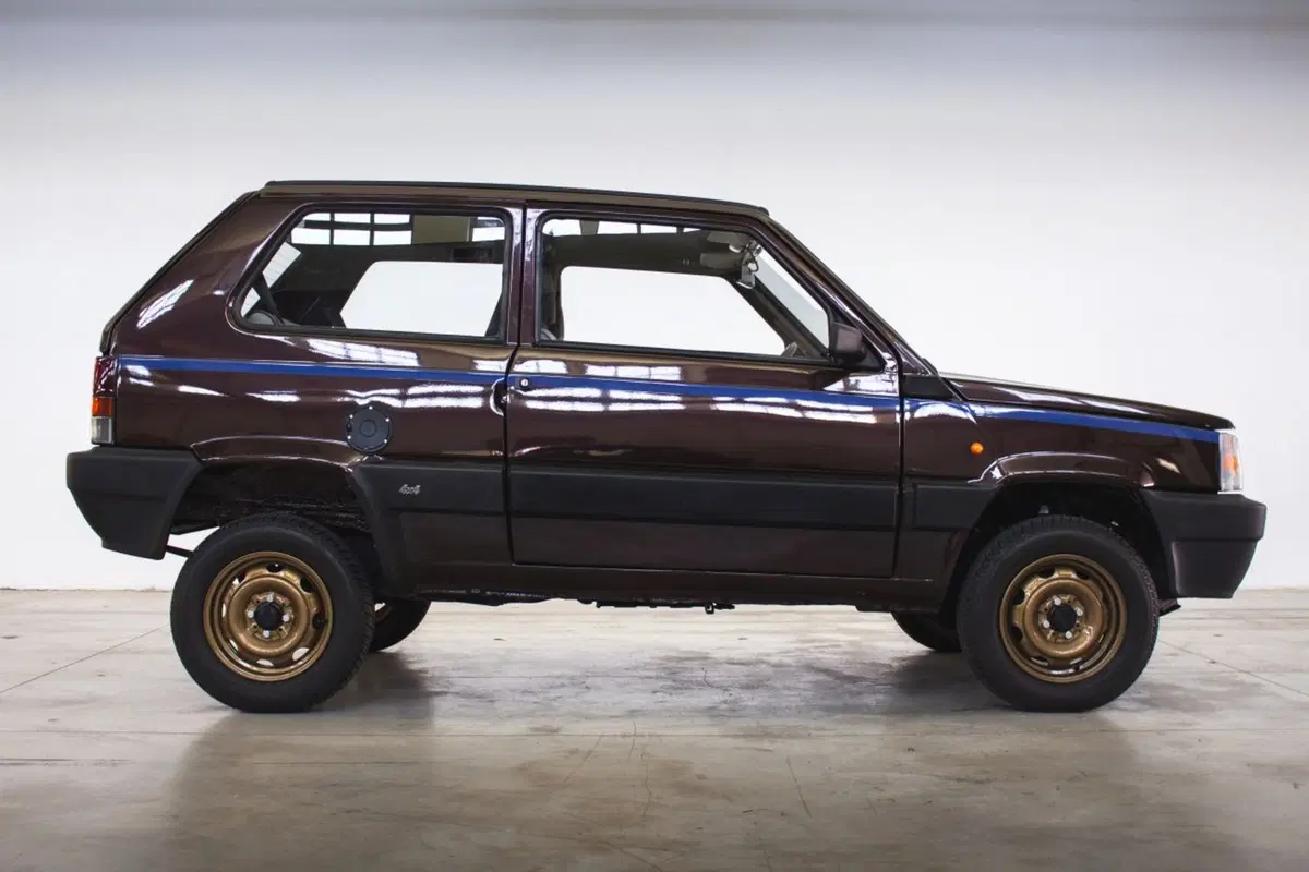 Fiat Panda 4x4 Icon-e Panderis: country chic con motore elettrico (2)
