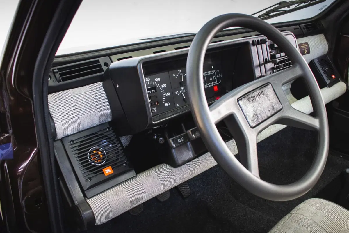 Fiat Panda 4x4 Icon-e Panderis: country chic con motore elettrico (6)