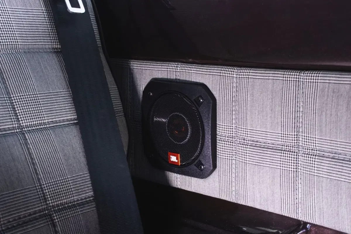 Fiat Panda 4x4 Icon-e Panderis: country chic con motore elettrico (26)