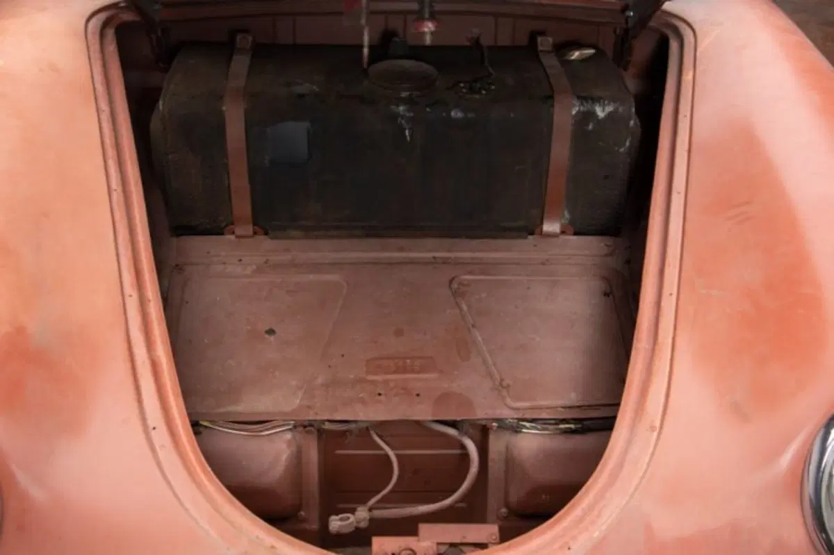 Porsche Speedster 356 A /1600: la super classica d’epoca all'asta (6)