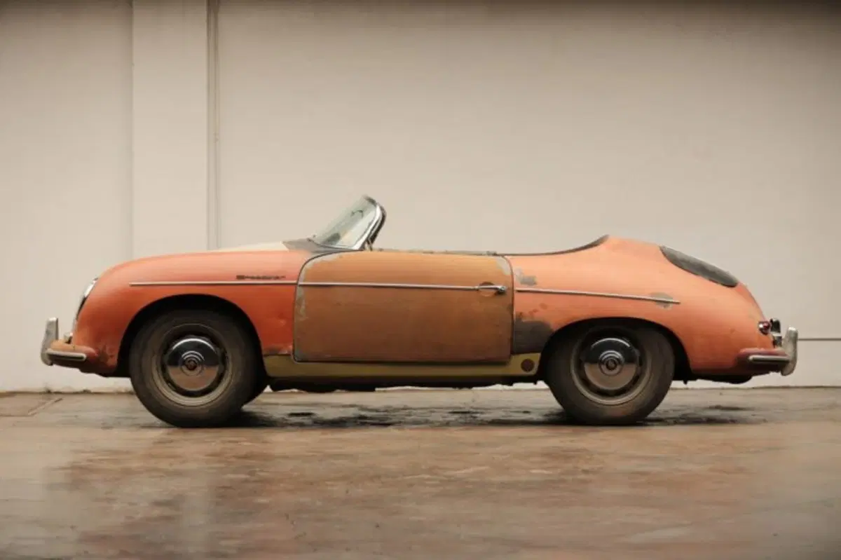 Porsche Speedster 356 A /1600: la super classica d’epoca all'asta (10)
