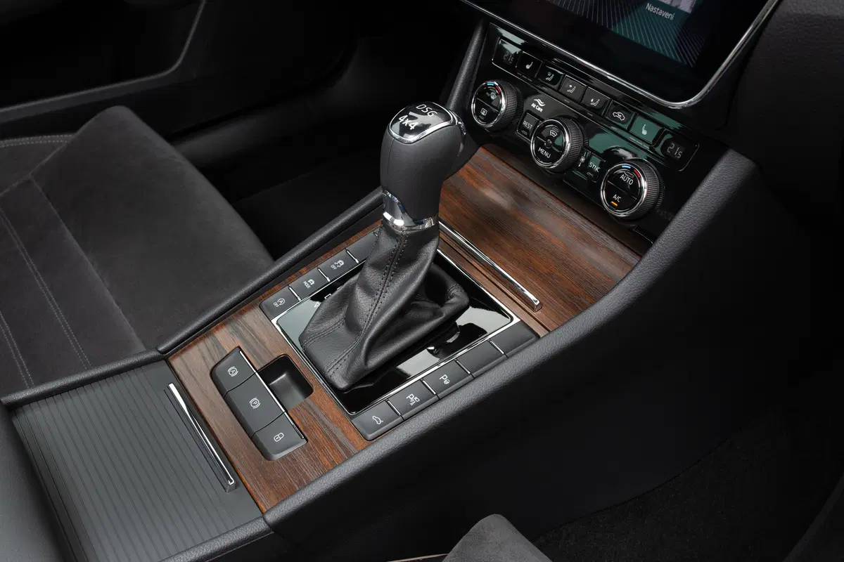 Skoda Superb Station Wagon (2015-24) (40)