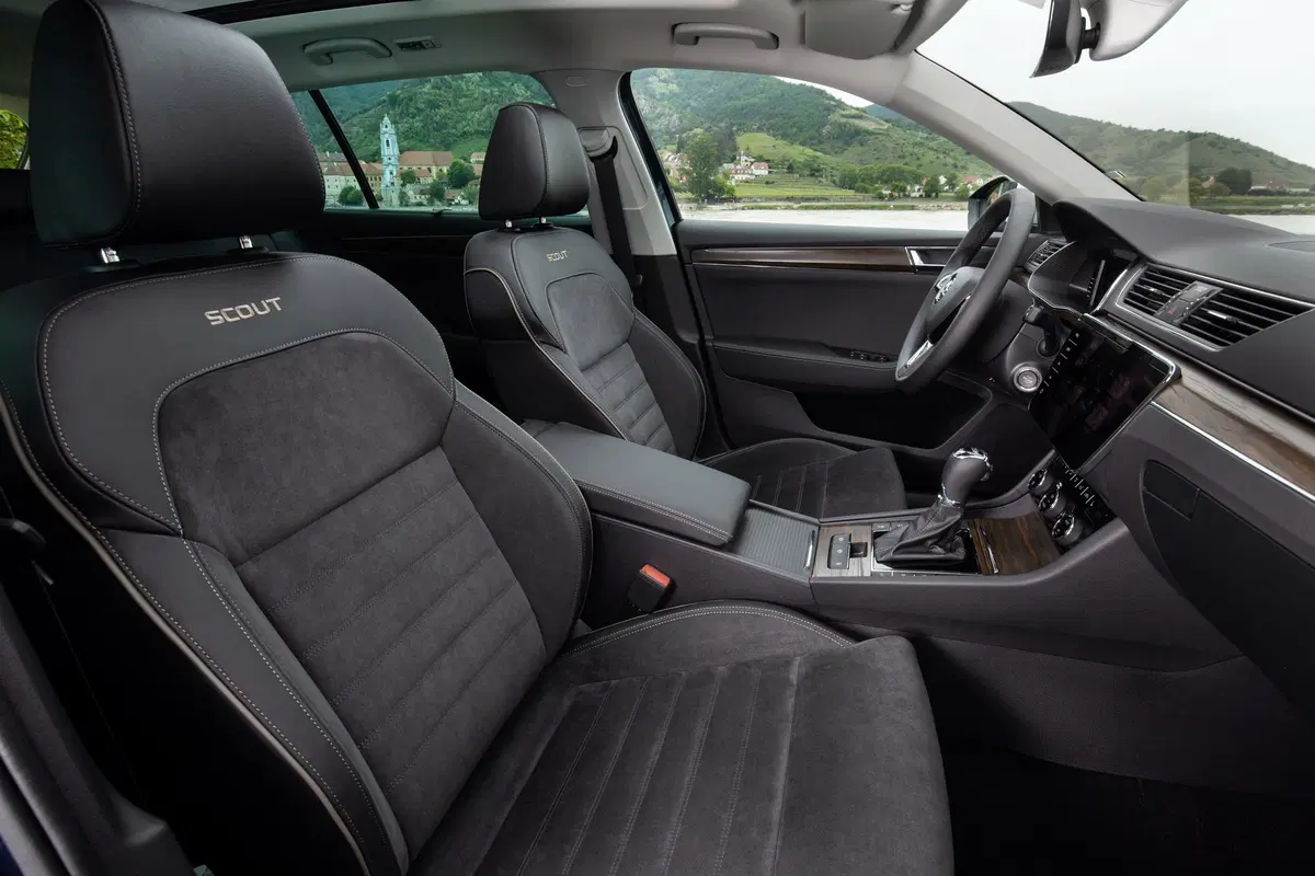 Skoda Superb Station Wagon (2015-24) (41)