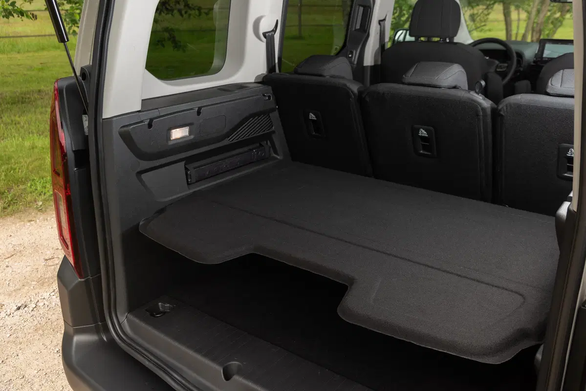 Citroen Berlingo (2018-->>) (19)