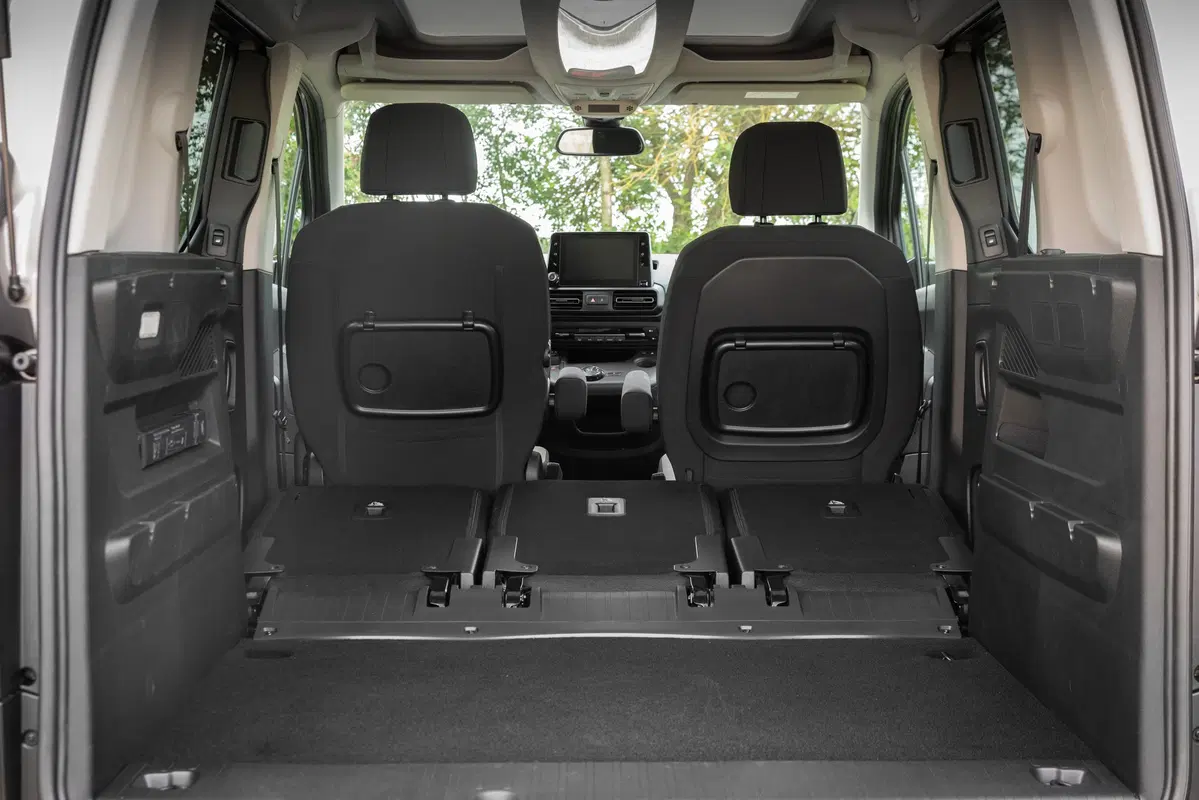 Citroen Berlingo (2018-->>) (24)