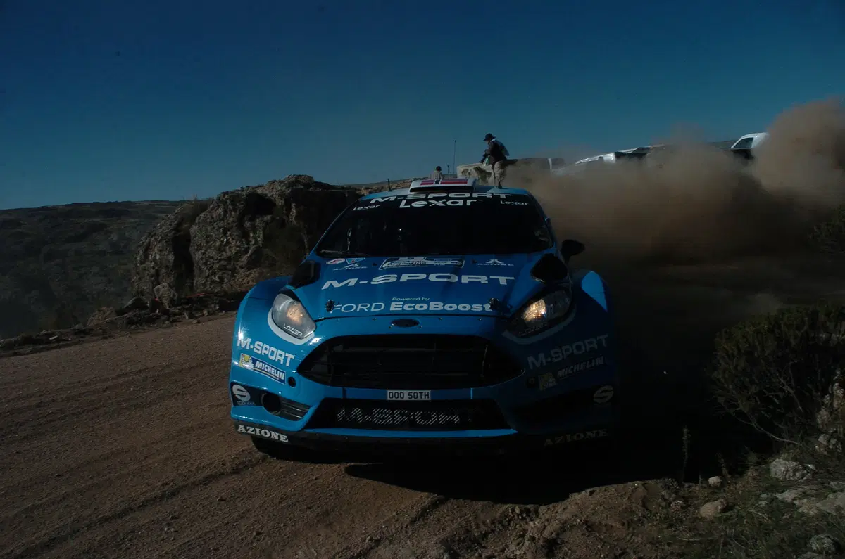 WRC16 Argentina. Magnifico Paddon (Hyundai) nella resa di Latvala (13)