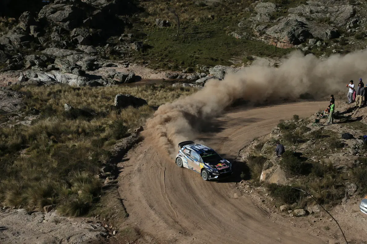 WRC16 Argentina. Magnifico Paddon (Hyundai) nella resa di Latvala (31)