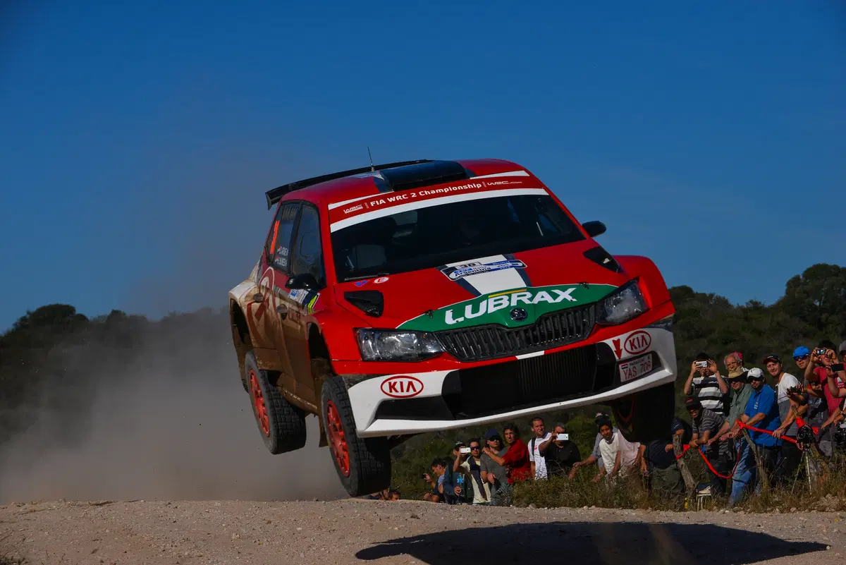 WRC16 Argentina. Magnifico Paddon (Hyundai) nella resa di Latvala (32)