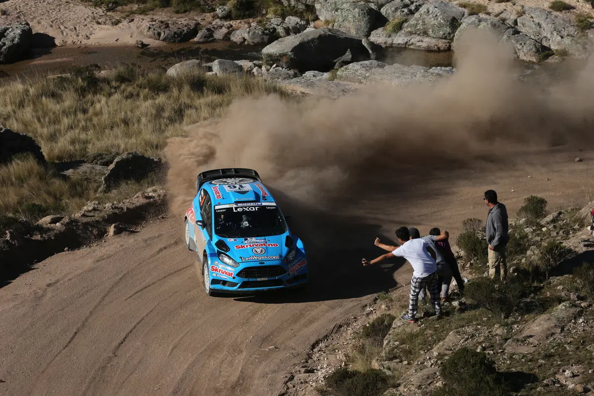 WRC16 Argentina. Magnifico Paddon (Hyundai) nella resa di Latvala (43)