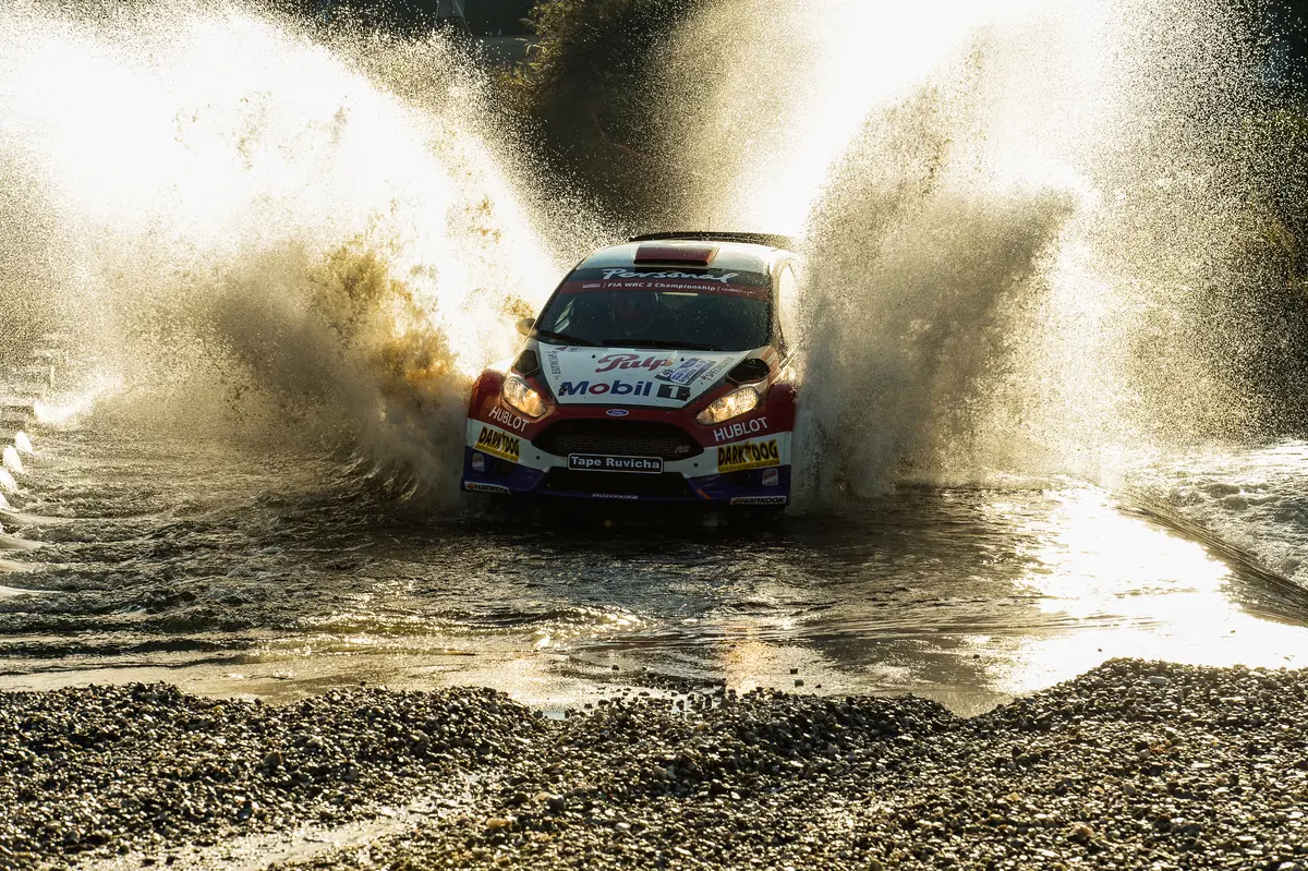 WRC16 Argentina. Magnifico Paddon (Hyundai) nella resa di Latvala (59)