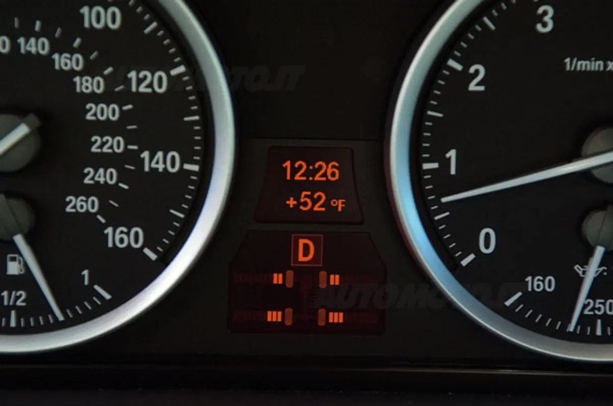 BMW X6 M50d (19)