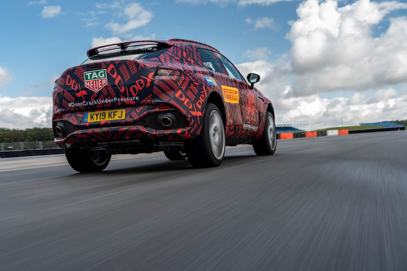 Aston Martin DBX, fasi finali di collaudo per il primo SUV di Gaydon