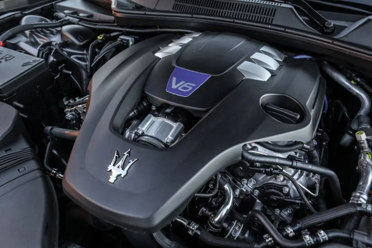 Maserati Ghibli Ghibli V6 S Q4 (45)