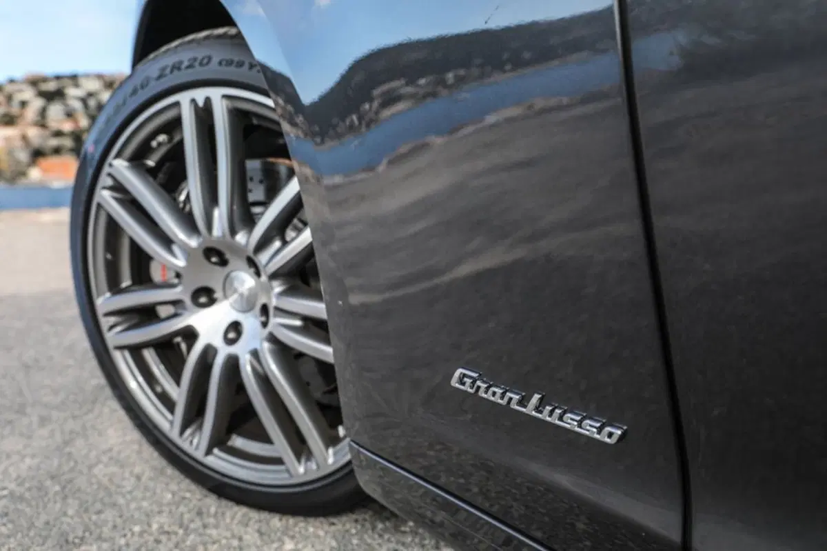 Maserati Ghibli Ghibli V6 S Q4 (47)