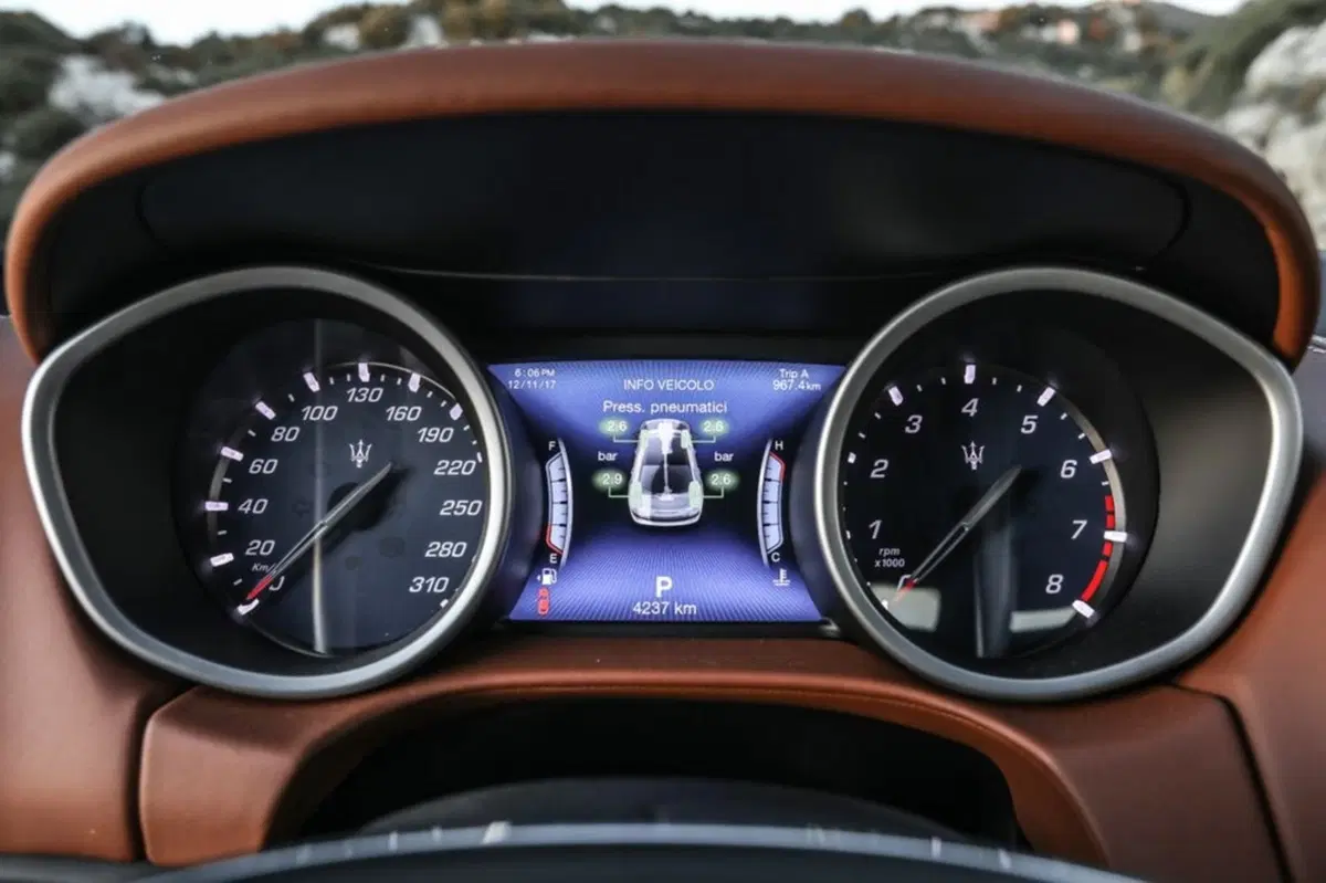 Maserati Ghibli Ghibli V6 S Q4 (41)