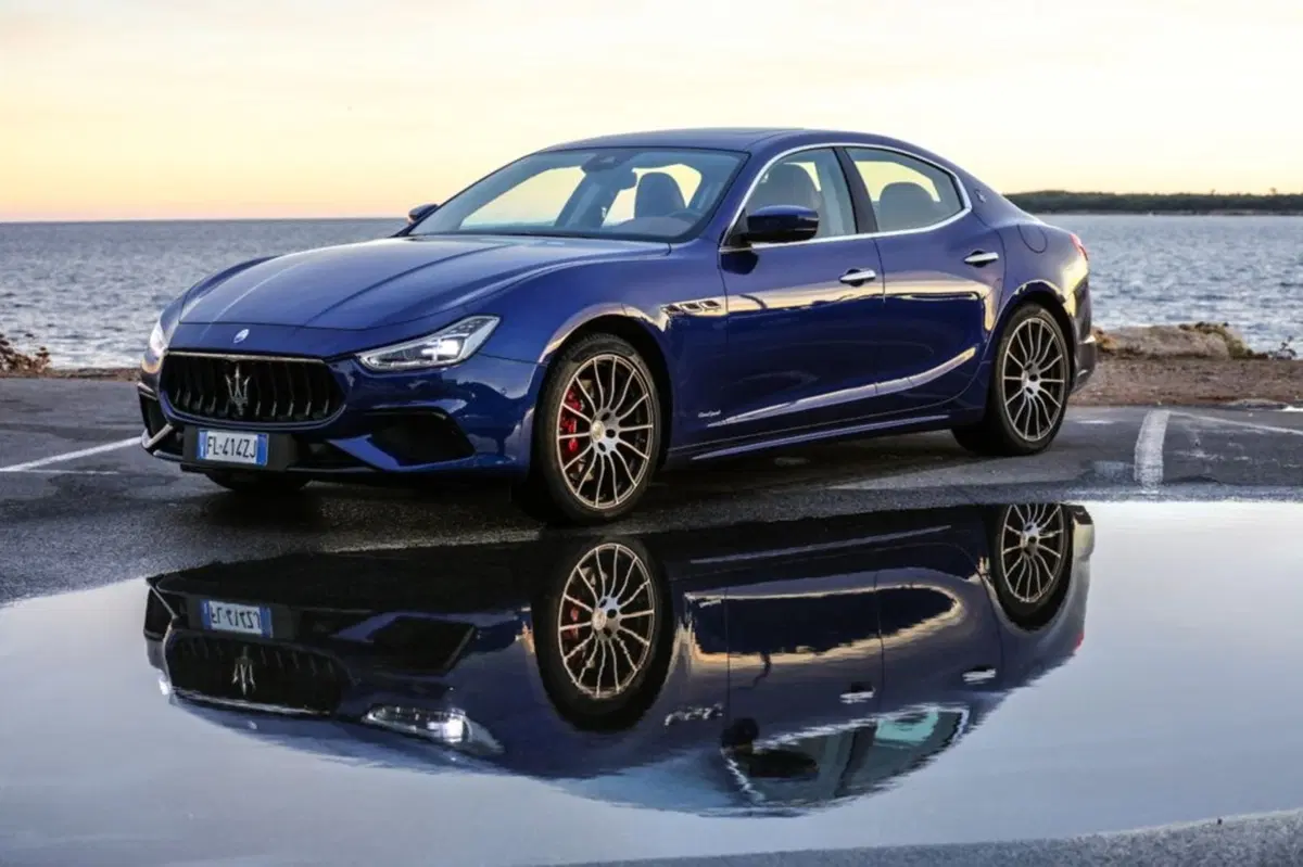 Maserati Ghibli Ghibli V6 S Q4 (32)