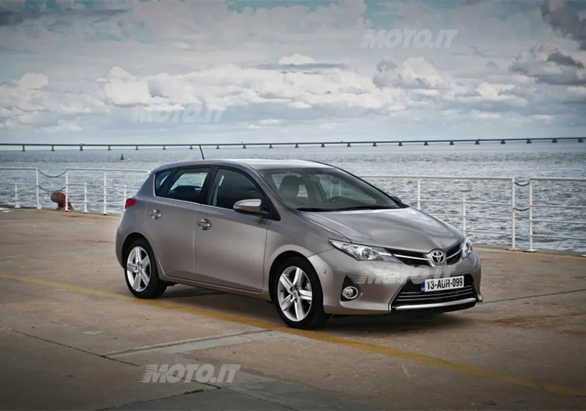 Toyota Auris (2012-19) (7)
