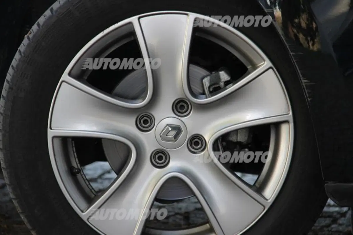 Renault Clio Sporter 1.5 dCi 8V 75CV Wave (26)