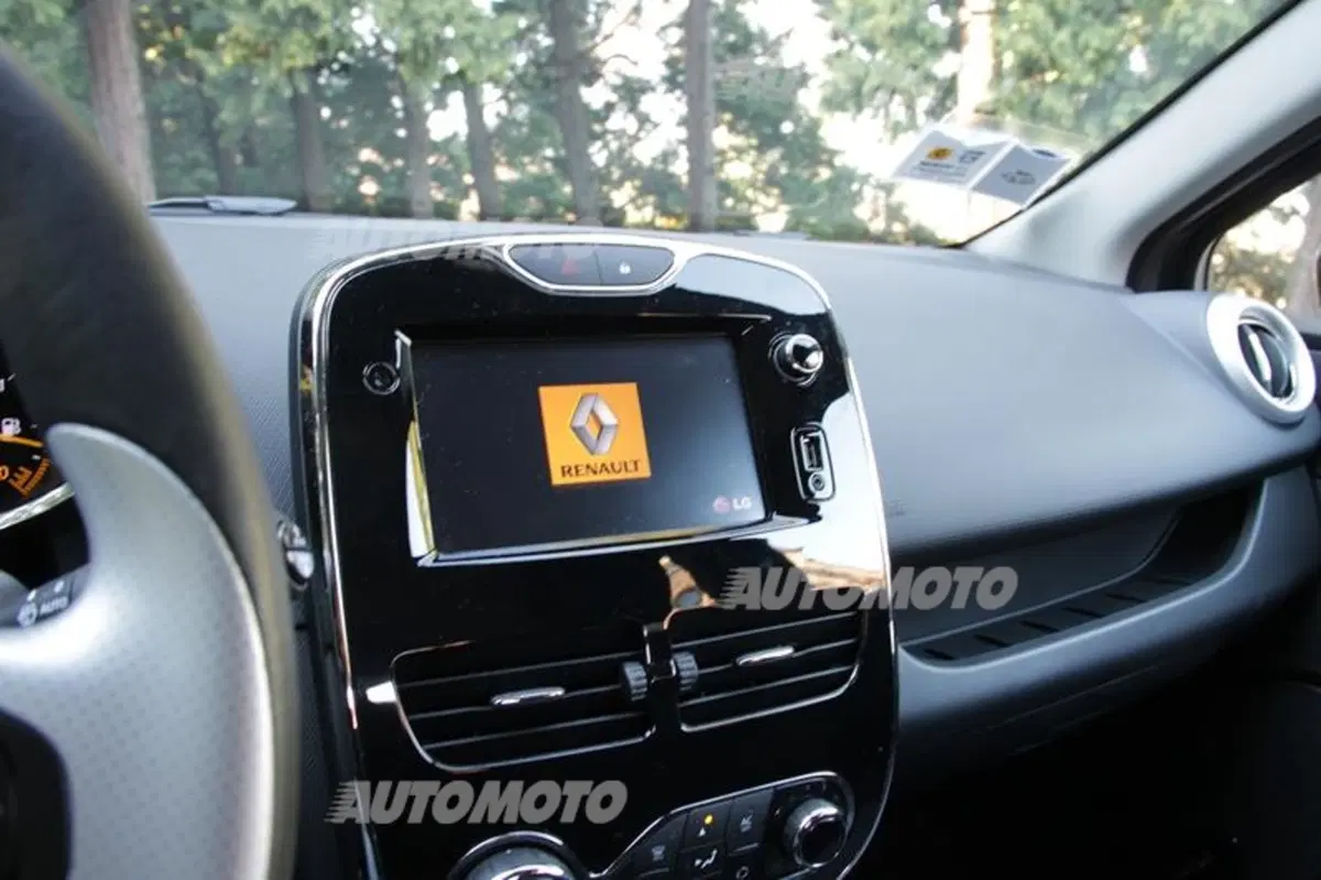 Renault Clio Sporter 1.5 dCi 8V 75CV Wave (18)