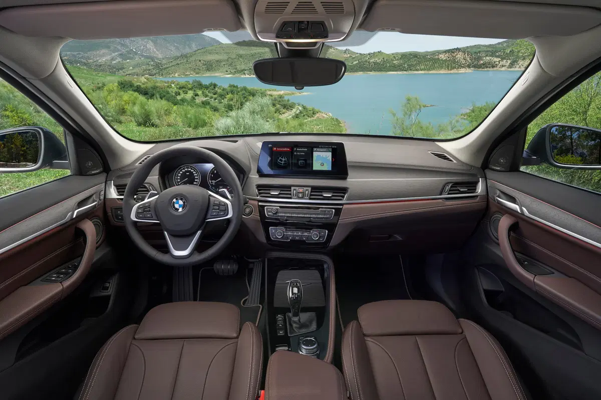 Nuovo SAV compatto BMW ibrido per il 2020: al volante di X1 xDRIVE25e [video] (6)