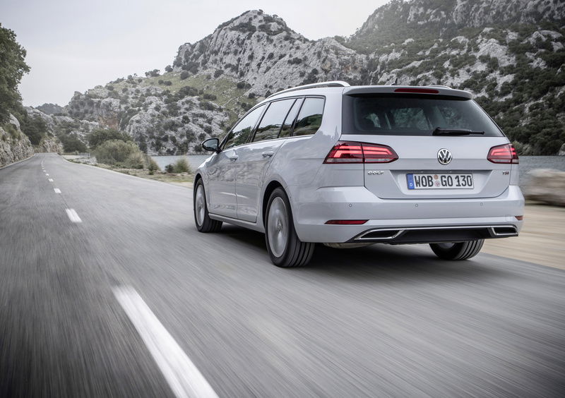 Volkswagen Golf VIII, confermata anche la Variant