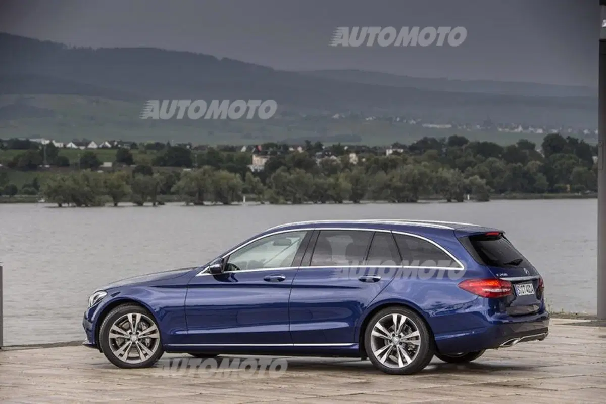 Mercedes-Benz Classe C Station Wagon 200 d Premium (8)