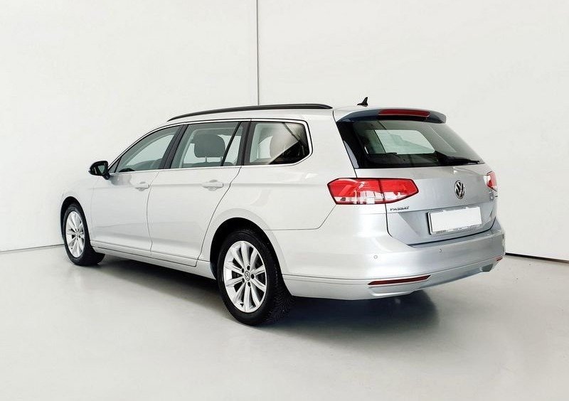 Volkswagen Passat Variant (30)