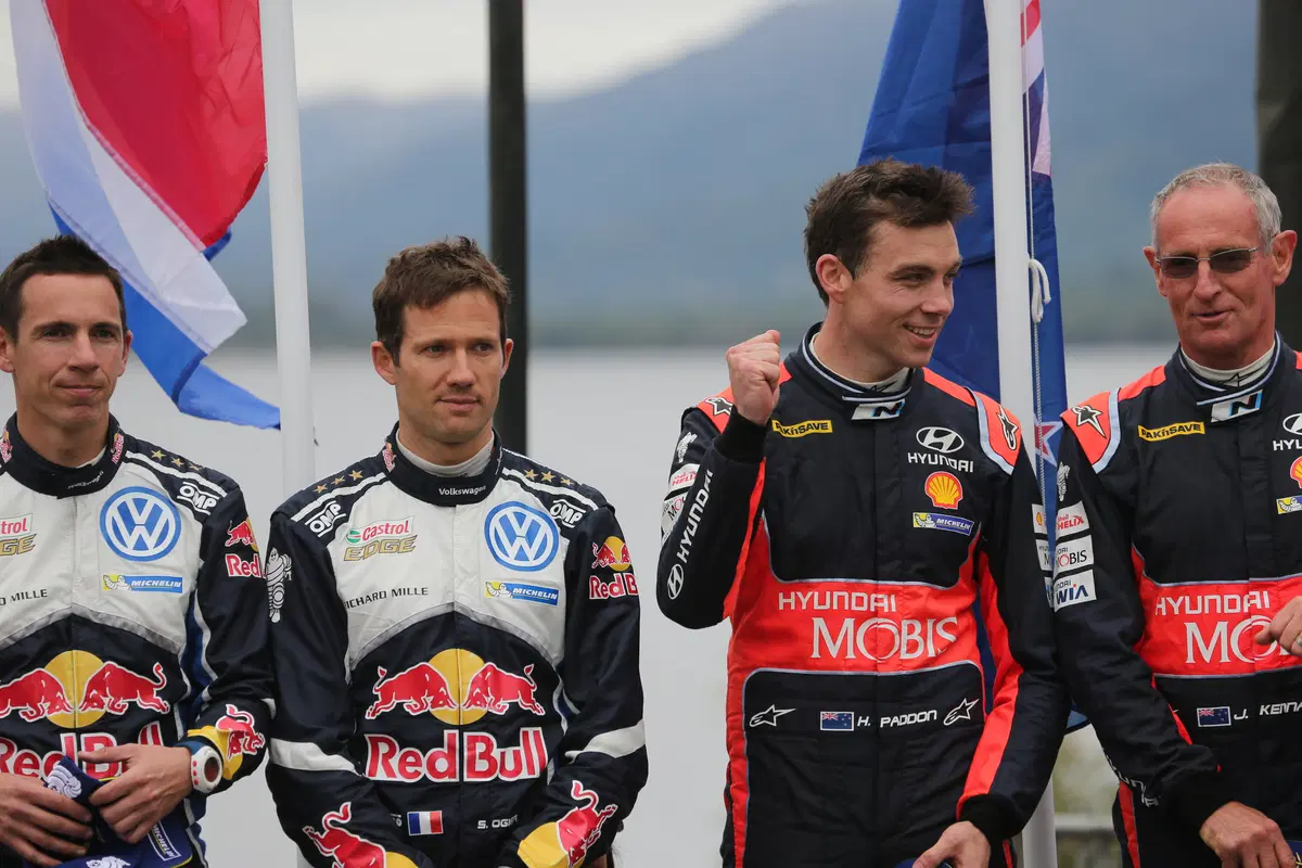 WRC16 Hayden Paddon (Hyundai) Gigantesco! Epica Prima Volta (26)