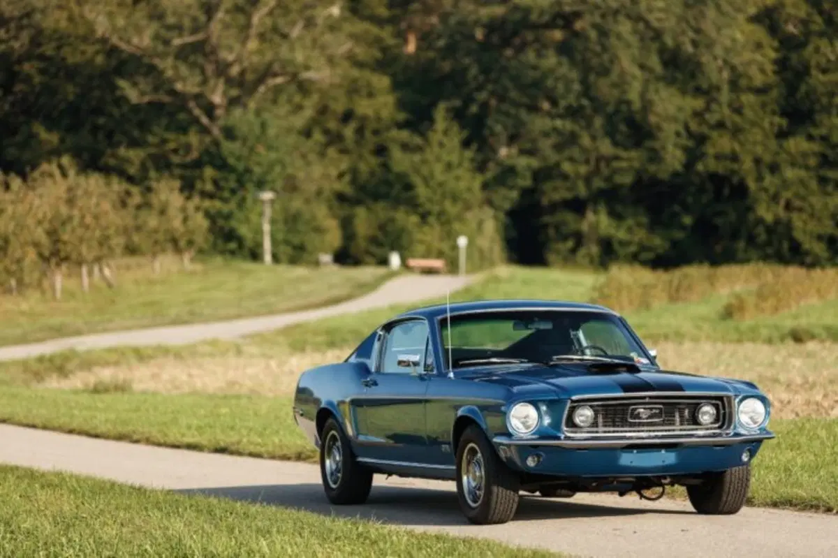 Ford Mustang 428 Cobra Jet 'Police interceptor' (2)